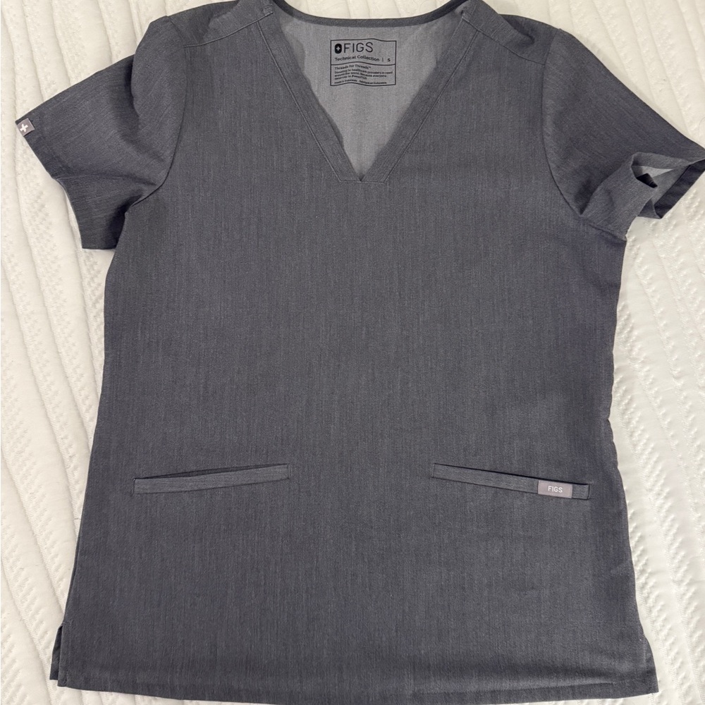 Figs Charcoal Scrub Top